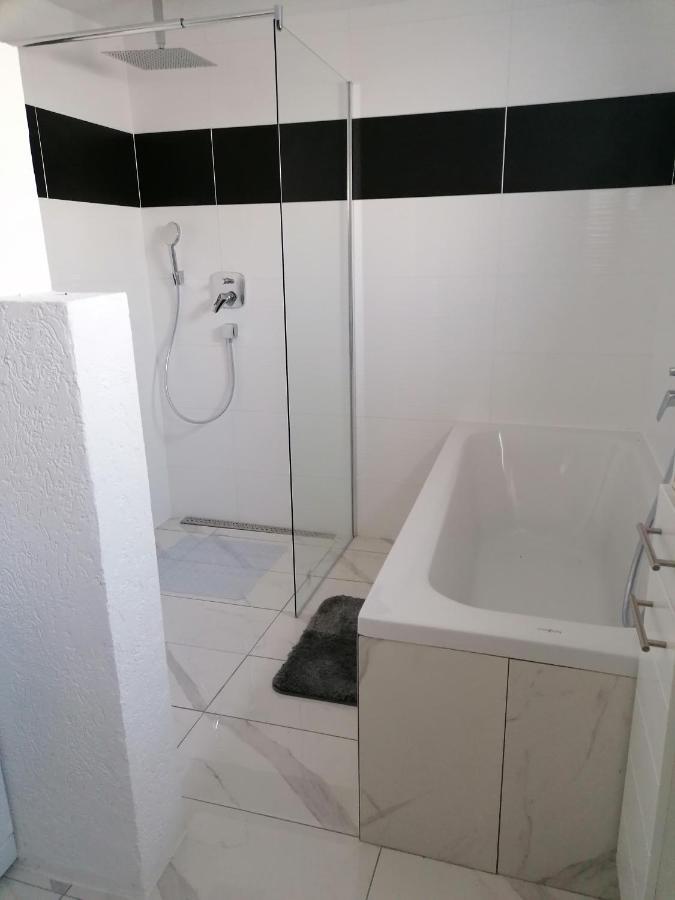 Schoene Einliegerwohnung In Hechingen Dış mekan fotoğraf