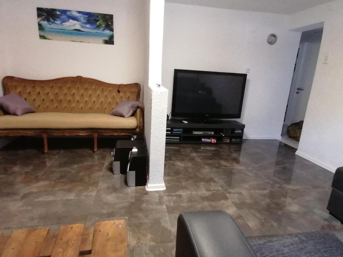Schoene Einliegerwohnung In Hechingen Dış mekan fotoğraf